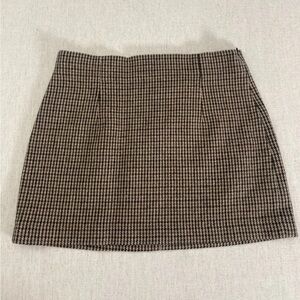 Zara Houndstooth plaid mini skirt